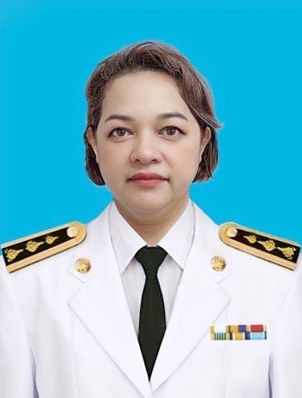 นางกัญญาภัค กลิ่นแก้ว