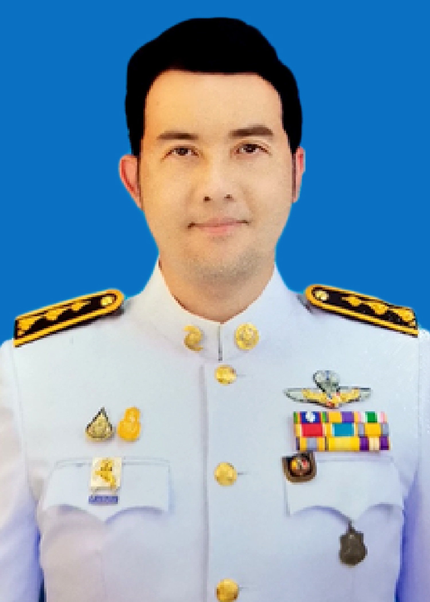 นายกันติพัฒน์ กัญจณสิริ