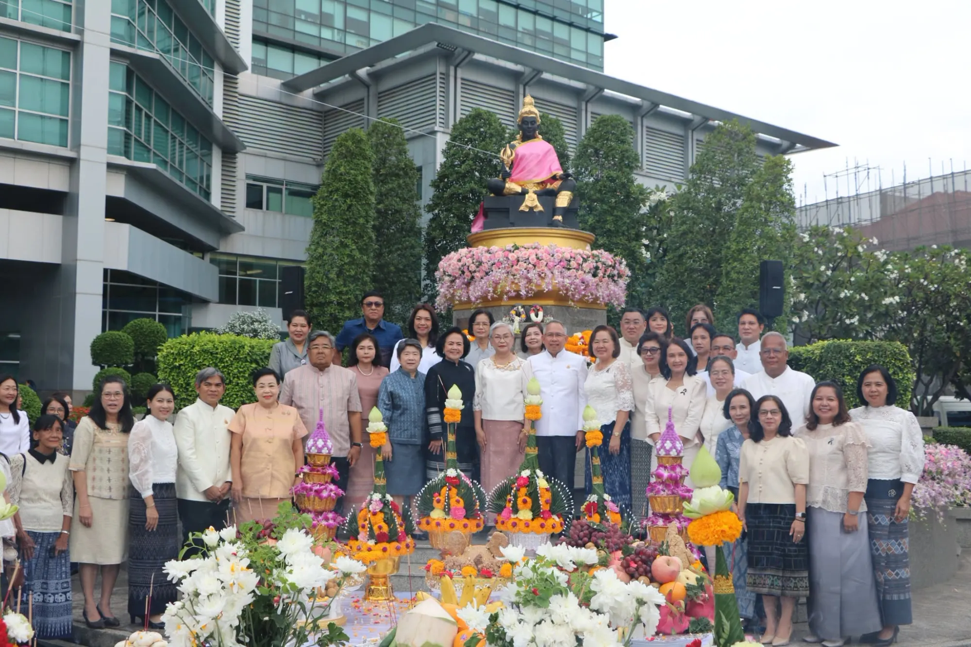 📌สธค. ร่วมงานวันสถาปนา พส. ครบรอบ 24 ปี สืบสาน 86 ปี กรมประชาสงเคราะห์ เดินหน้าสร้างโอกาสให้ประชาชน