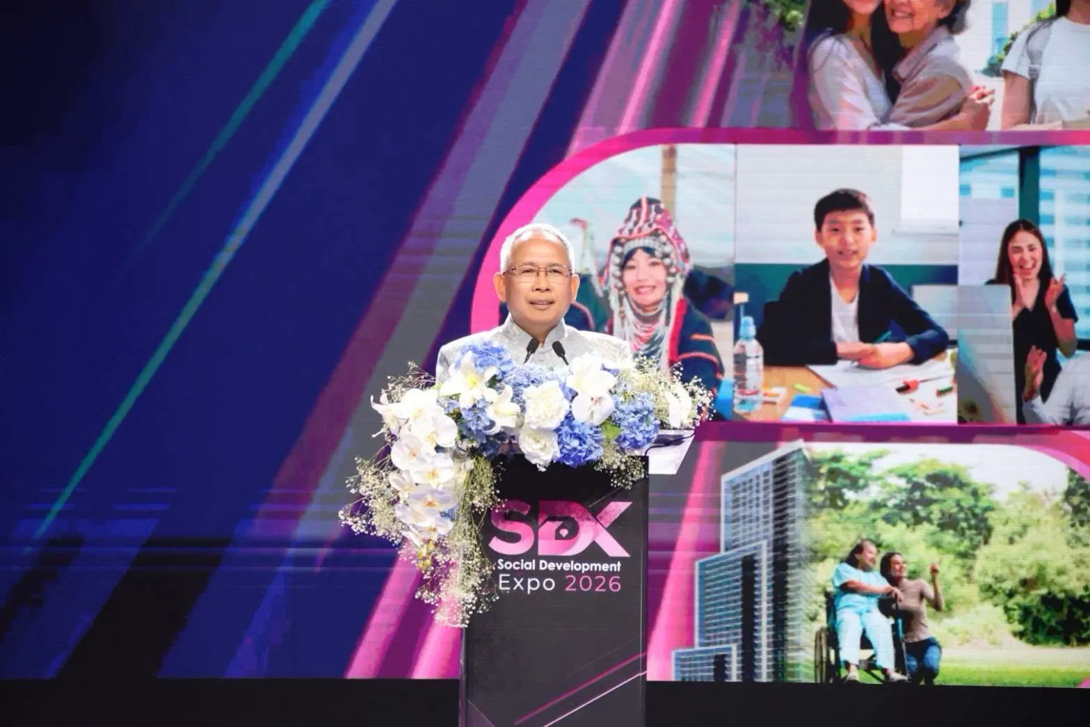 ❤️ พม. ปิดฉาก “SDX 2026” ชูความสำเร็จมหกรรมพัฒนาสังคมระดับชาติ ผนึกกำลัง 131 เครือข่าย ร่วมสร้างอนาคตสังคมไทย สธค. ร่วมขับเคลื่อนสังคม พร้อมกิจกรรมภายในบูธอย่างคึกคัก