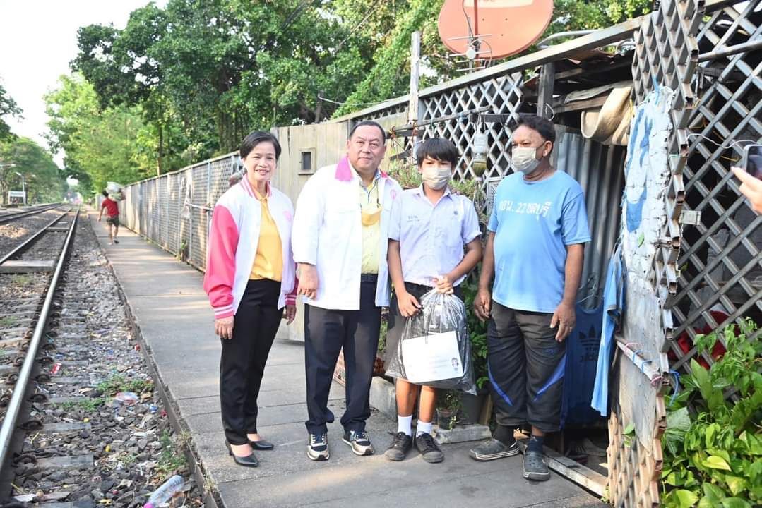 โครงการ “เปิดเทอมใหม่ ปันน้ำใจส่งน้องไปเรียน (Back - to - School)”