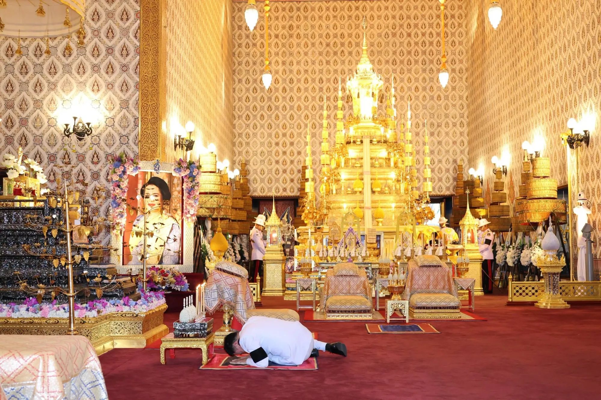 📌 ผอ.สธค. นำคณะผู้บริหารและพนักงาน ร่วมเป็นเจ้าภาพบำเพ็ญกุศลถวายพระบรมศพ สมเด็จพระนางเจ้าสิริกิติ์ พระบรมราชชนนีพันปีหลวง