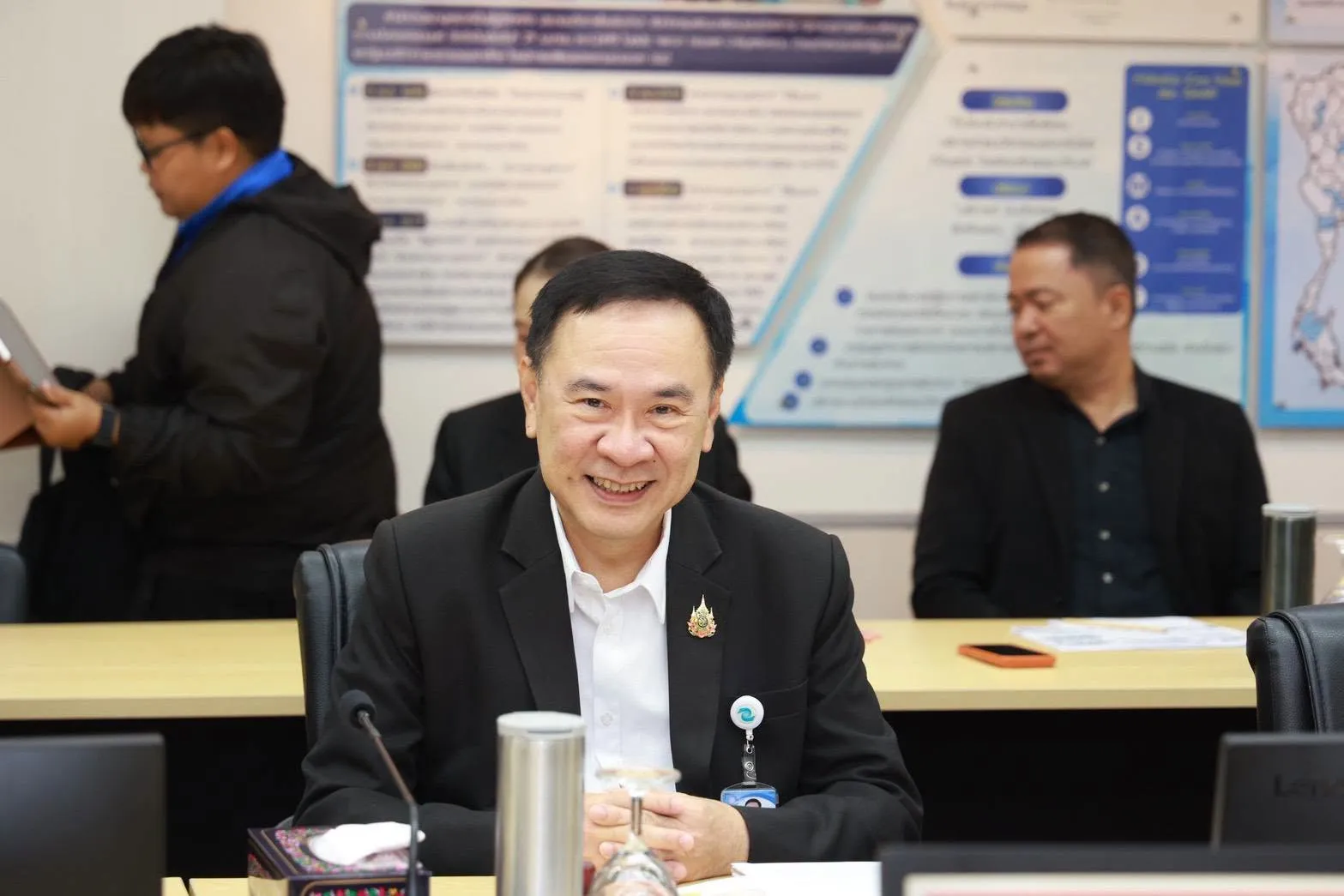 นายกันตพงศ์ รังษีสว่าง ปลัดกระทรวงการพัฒนาสังคมและความมั่นคงของมนุษย์ (ปลัด พม.) เป็นประธานการประชุมคณะกรรมการอำนวยการสำนักงานธนานุเคราะห์ ครั้งที่ 9 ปีงบประมาณ 2569 เพื่อขับเคลื่อนการดำเนินงานของโรงรับจำนำของรัฐ ให้เข้าถึงและช่วยเหลือประชาชนได้อย่างทั่วถึง - รูปที่ 1